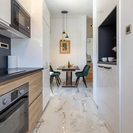Zlata - House Tatil Evi *