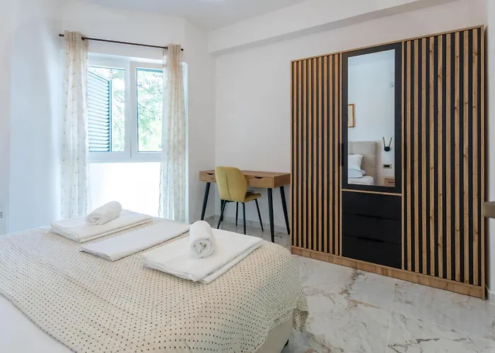 Vikendica Zlata - House Baska (Krk)